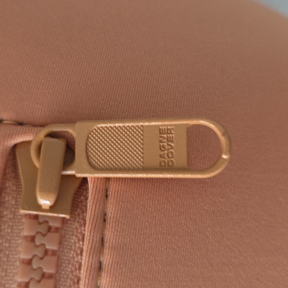 Dagne Dover NWT Ace Fanny Pack - Picture 6 of 11